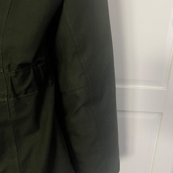 The North Face Women’s Winter Parka - Picture 6 of 16